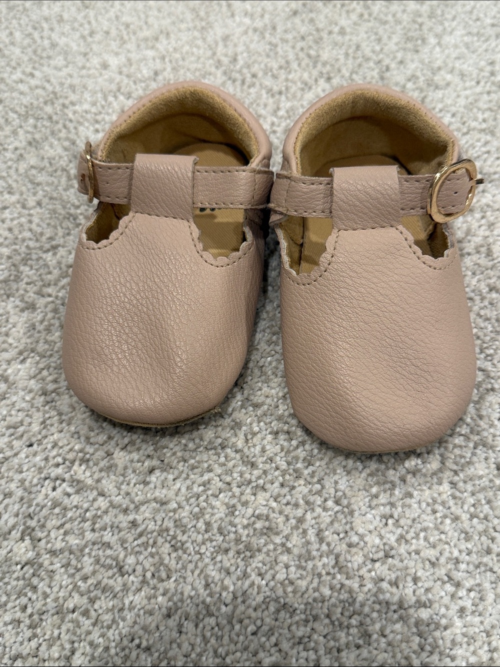 Classic T-Strap Girls Shoes in Blush with gold detailing